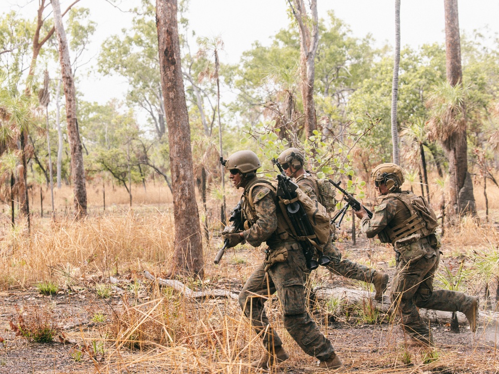 MRF-D 25.3: 2nd Bn., 1st Marines conducts live-fire squad attack range during Predator’s Walk