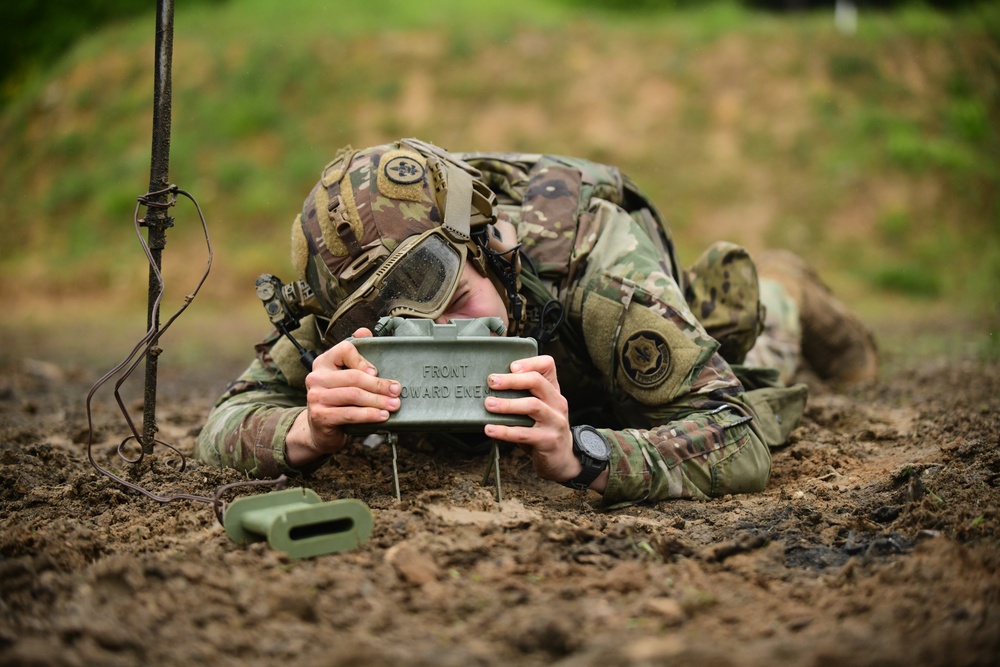 Claymore Demolition with 2CR RES