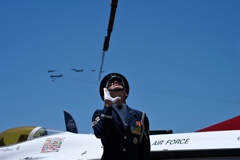U.S. Air Force Honor Guard Drill Team Honors Fallen Heroes at Air &amp; Sea Show