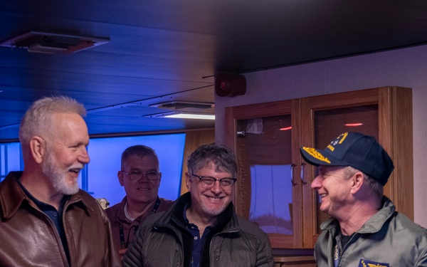 Carrier Strike Group 4 visit to Vindicator (TSV 5)