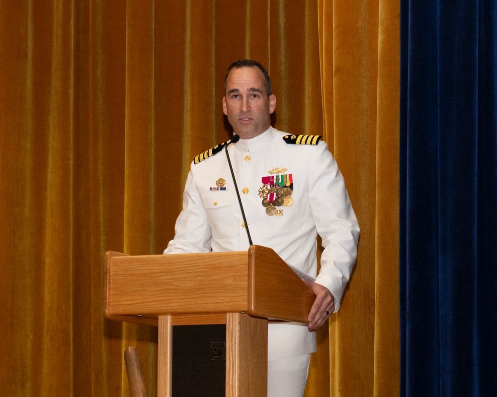 PNSY Hosts OICC Change of Command