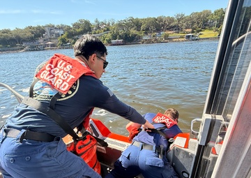 Coast Guard promotes boating safety during National Safe Boating Week
