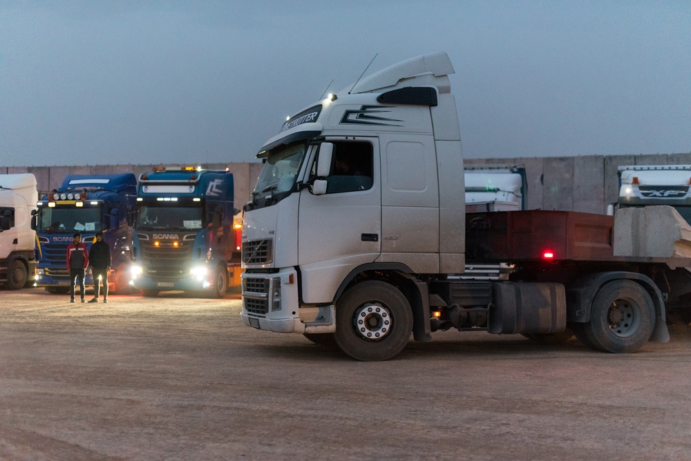 Coalition Members Resupply Outstations Within Combined Joint Operations Area