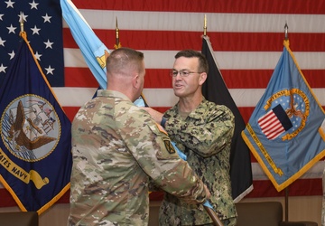 Meador takes command at DLA Distribution Corpus Christi, Texas
