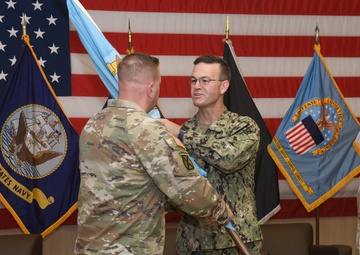 Meador takes command at DLA Distribution Corpus Christi, Texas
