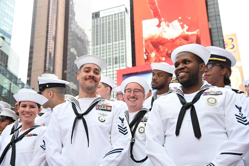 NTAG EMPIRE STATE BRINGS FLEET WEEK SPIRIT TO TIMES SQUARE MAY 23