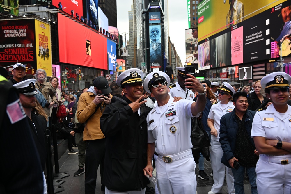 NTAG EMPIRE STATE BRINGS FLEET WEEK SPIRIT TO TIMES SQUARE MAY 23