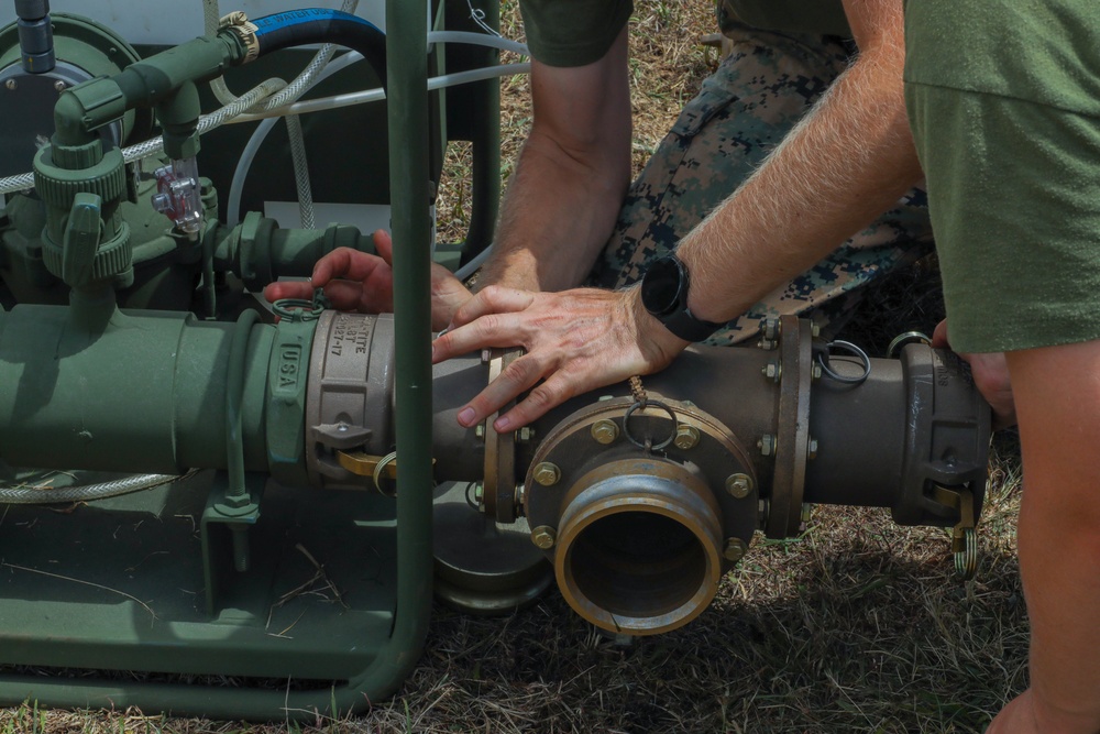 MWSS-174 and 524 DSSB perform tactical level sustainment water support training