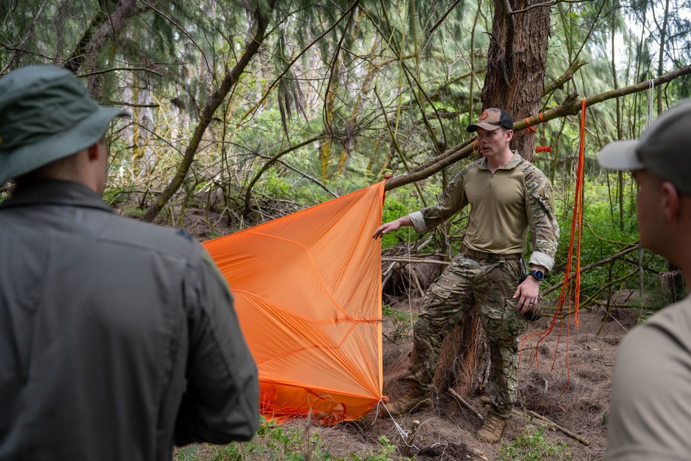 Combat survival training for Hawaiian Raptors