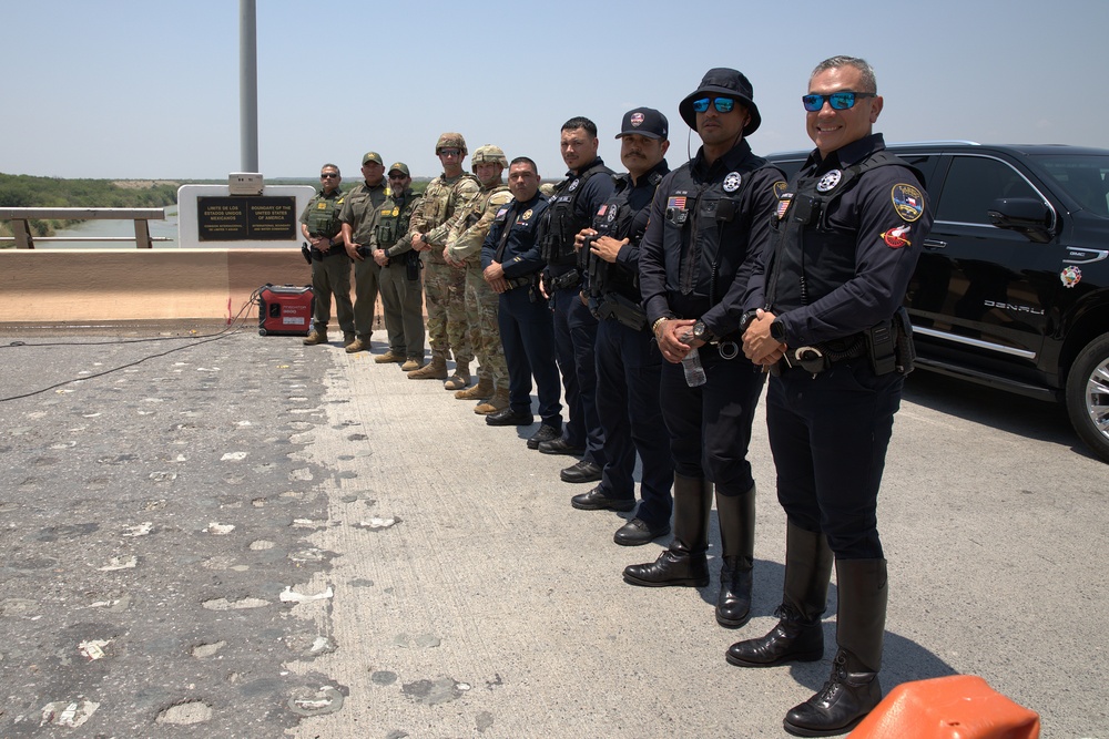 U.S. Army and Border Patrol talk border security at Texas point of entry