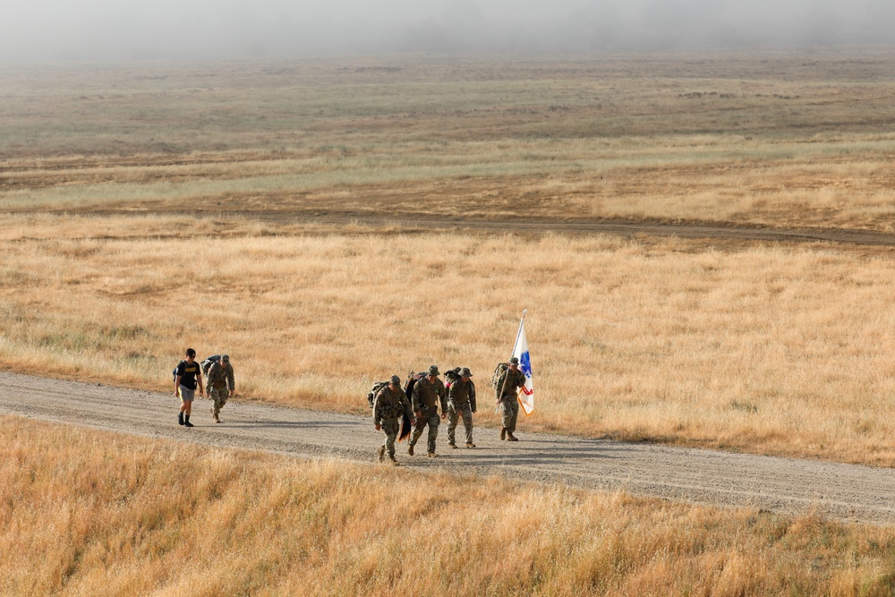 Soldiers march 250 miles across California to honor U.S. Army legacy