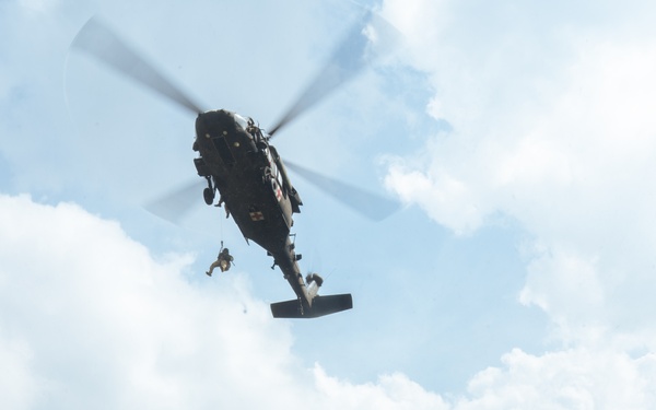 Members of 7th Special Forces Group (Airborne) and Guatemalan special forces conduct hoist training during CENTAM Guardian 25