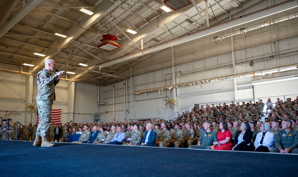 CSAF underscores Beale's role in forging the future force