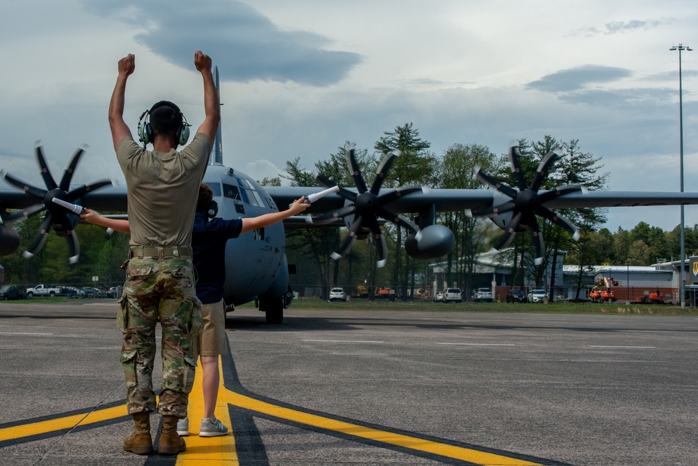 Final Flight, Lifelong Bond: 103rd Pilots Celebrate Retirement Together