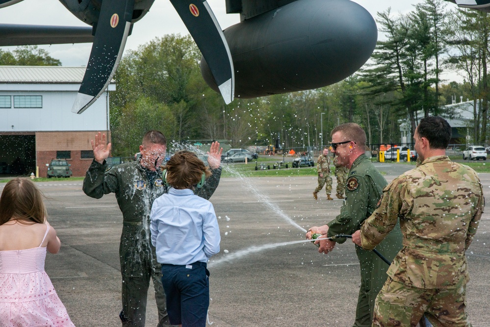 Final Flight, Lifelong Bond: 103rd Pilots Celebrate Retirement Together