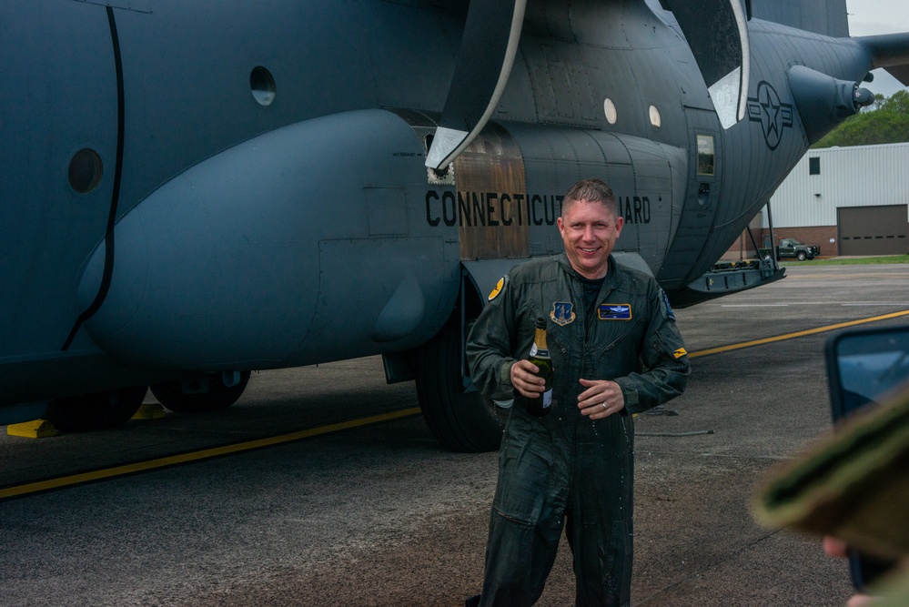 Final Flight, Lifelong Bond: 103rd Pilots Celebrate Retirement Together