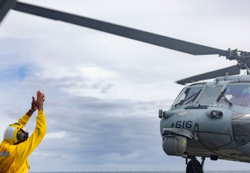 Shoup conducts flight quarters