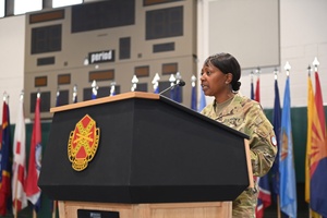 NWS190301 - Maj Gen Steven Schaick/Torii Highland Games