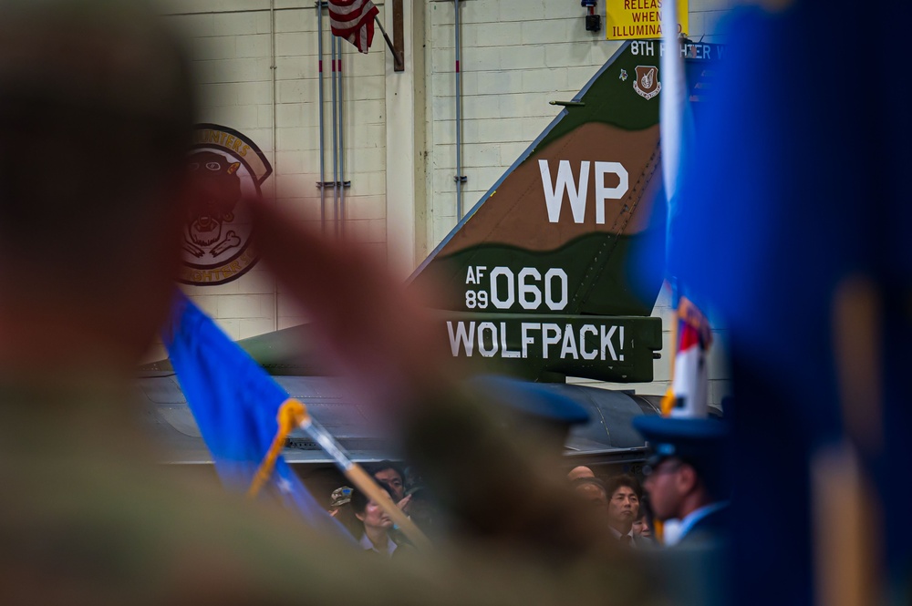8th Fighter Wing change of command