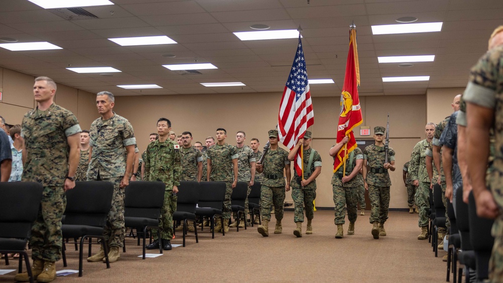 MARFORPAC HQSVCBN Change of Command
