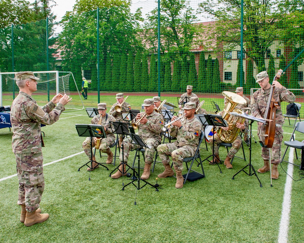 1st Armored Division Band Supports V Corps Honors Ceremony