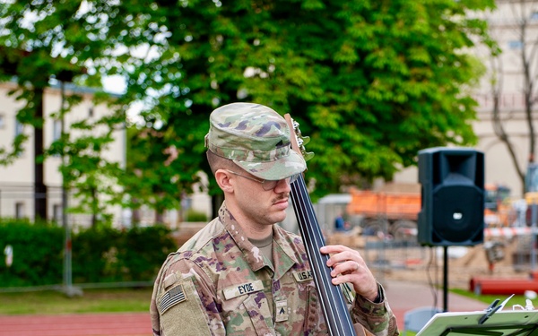 1st Armored Division Band Supports V Corps Honors Ceremony