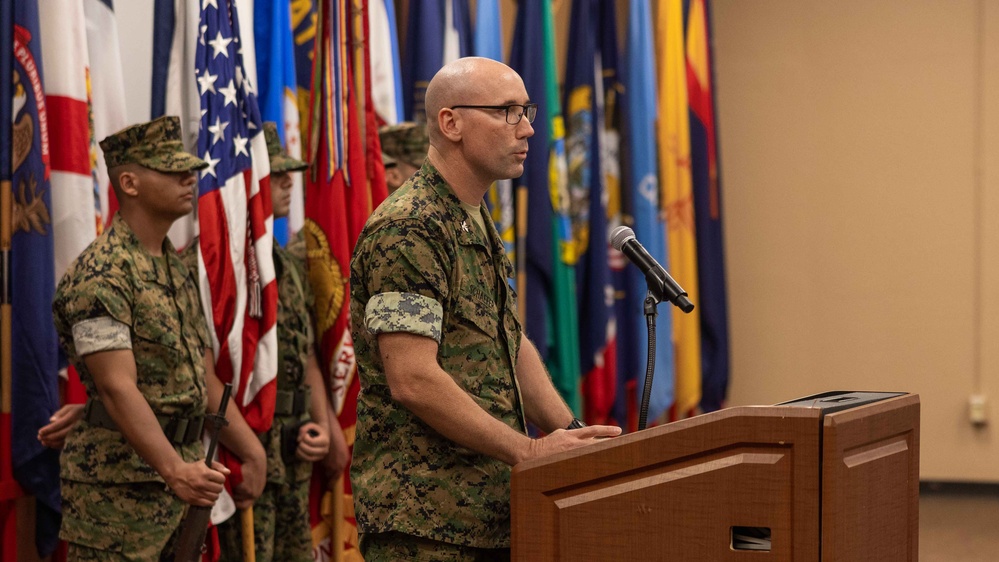 MARFORPAC HQSVCBN Change of Command