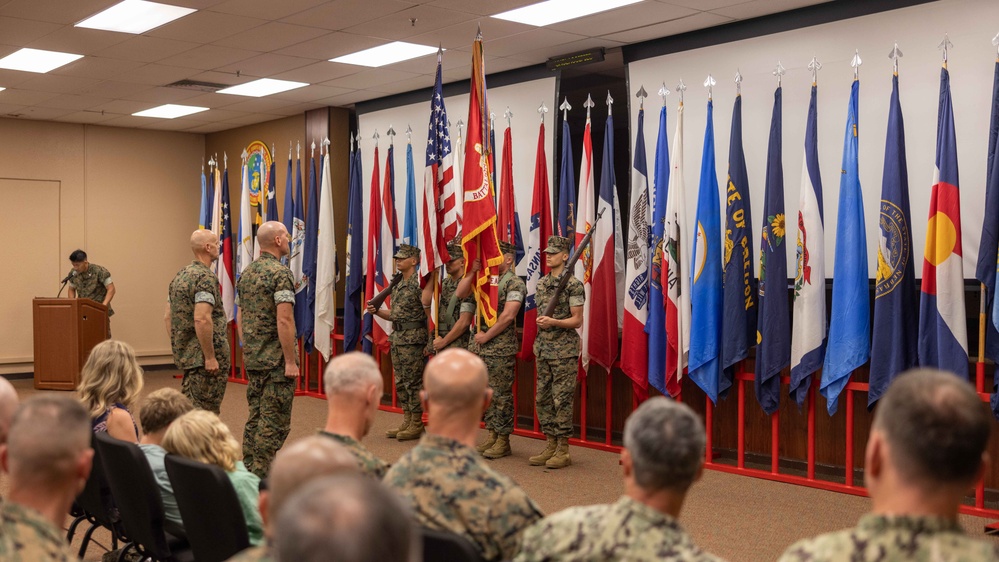 MARFORPAC HQSVCBN Change of Command
