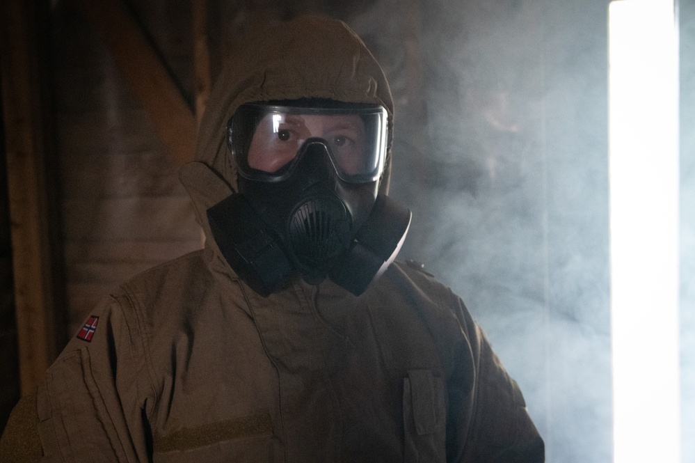 426th ABS enhances readiness through CBRN training with Norwegian military