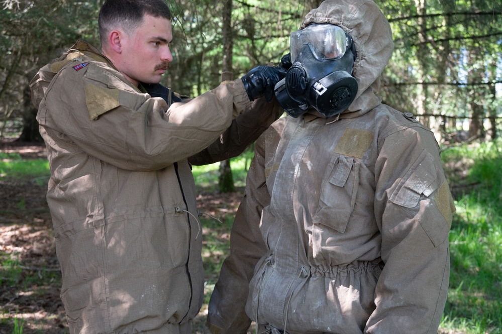426th ABS enhances readiness through CBRN training with Norwegian military