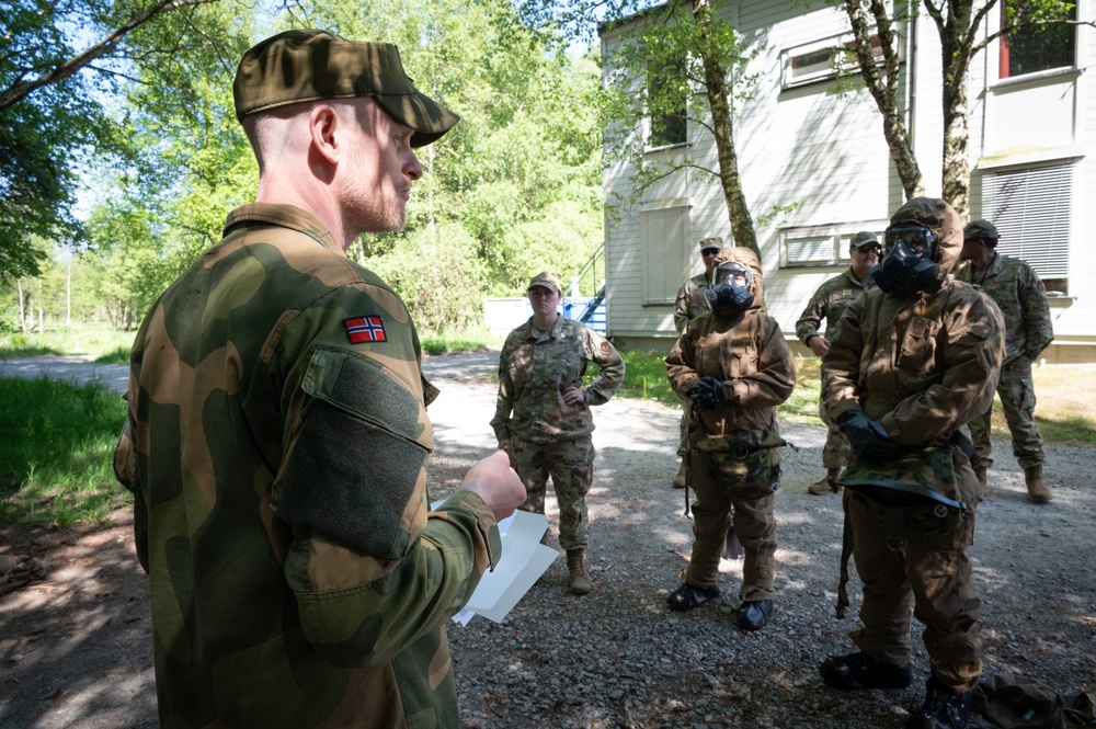426th ABS enhances readiness through CBRN training with Norwegian military