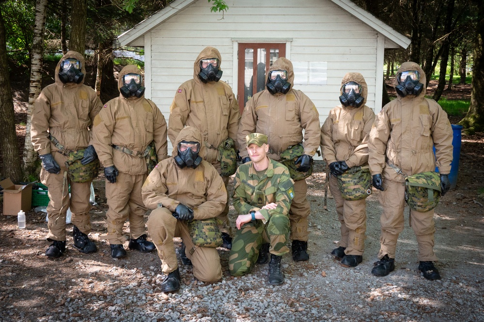 426th ABS enhances readiness through CBRN training with Norwegian military