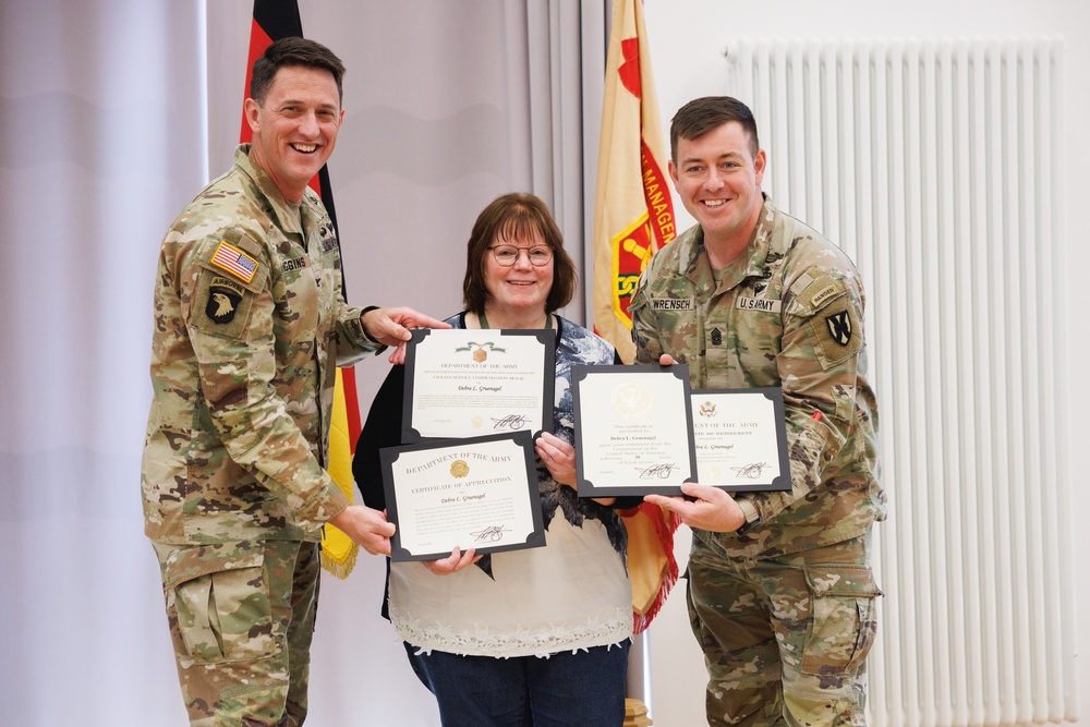 U.S. Army Garrison Rheinland-Pfalz honors outstanding employees at quarterly Awards and Recognition Ceremony