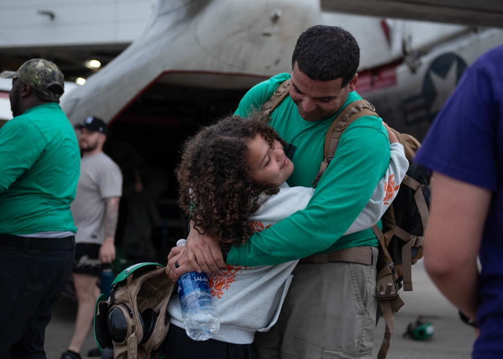 VRC-40 Returns Home From Deployment