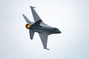 AFN Aviano Radio Spot: Jet Noise