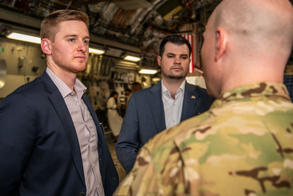 Congressional Staffers Visit AUAB