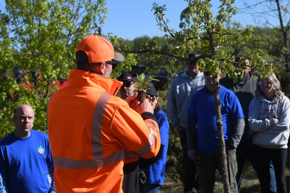 Camp Ripley Celebrates Stewardship Day and Community