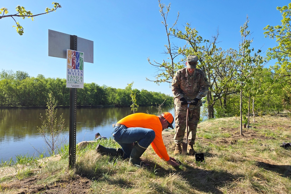 Camp Ripley Celebrates Stewardship Day and Community