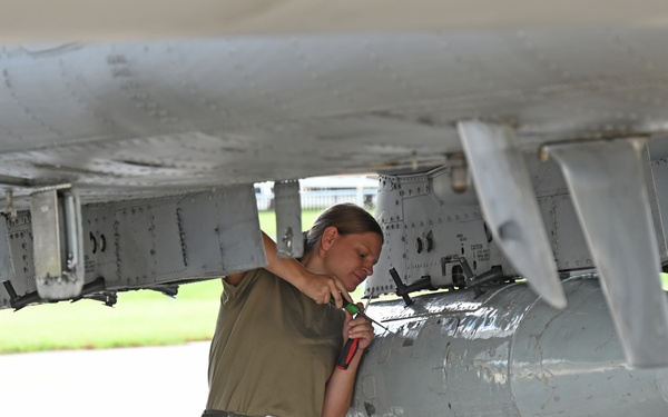 Maryland Air National Guard transfers two A-10C Thunderbolt II aircraft