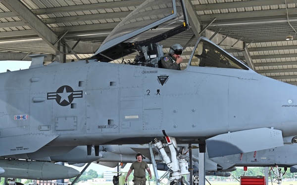 Maryland Air National Guard transfers two A-10C Thunderbolt II aircraft