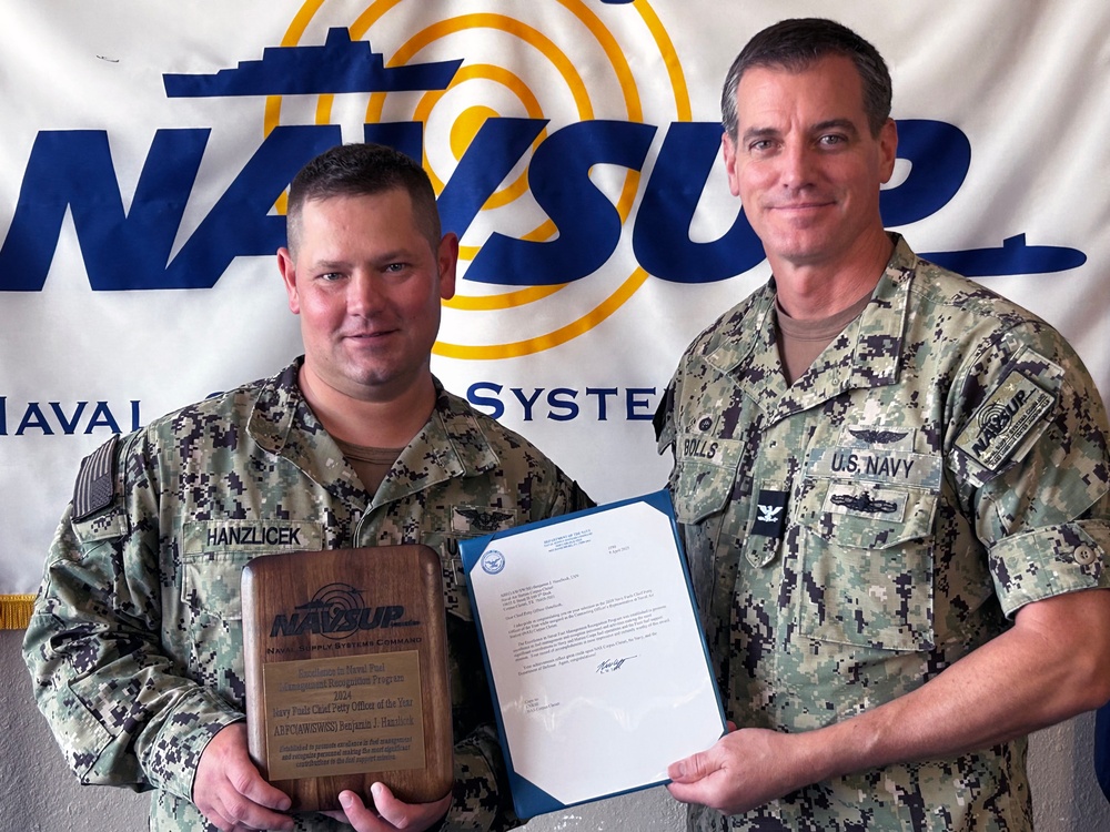 Chief Hanzlicek named Navy Fuels Chief Petty Officer of the Year