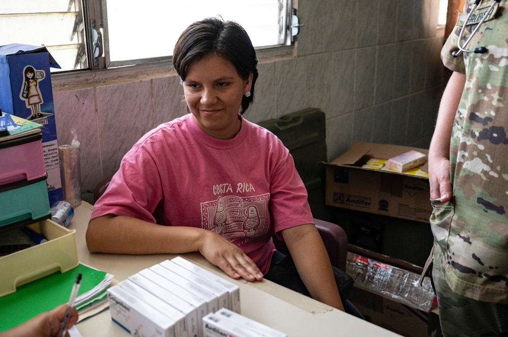 JTF-Bravo conducts first-ever women’s health focused MEDRETE