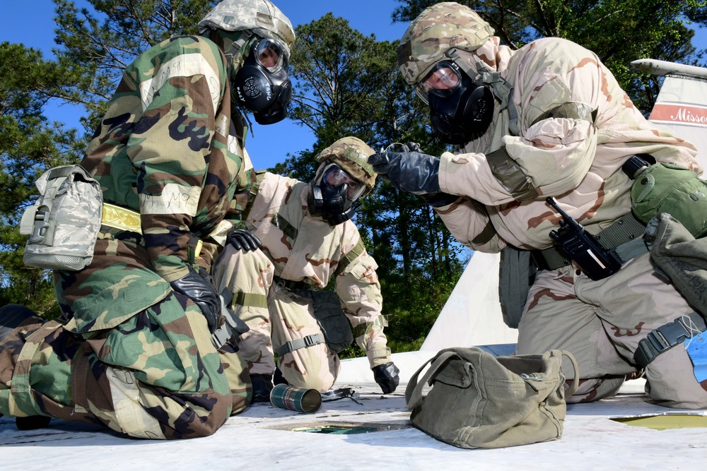 WR-ALC 402nd EDMX flight hones combat repairs skills during exercise