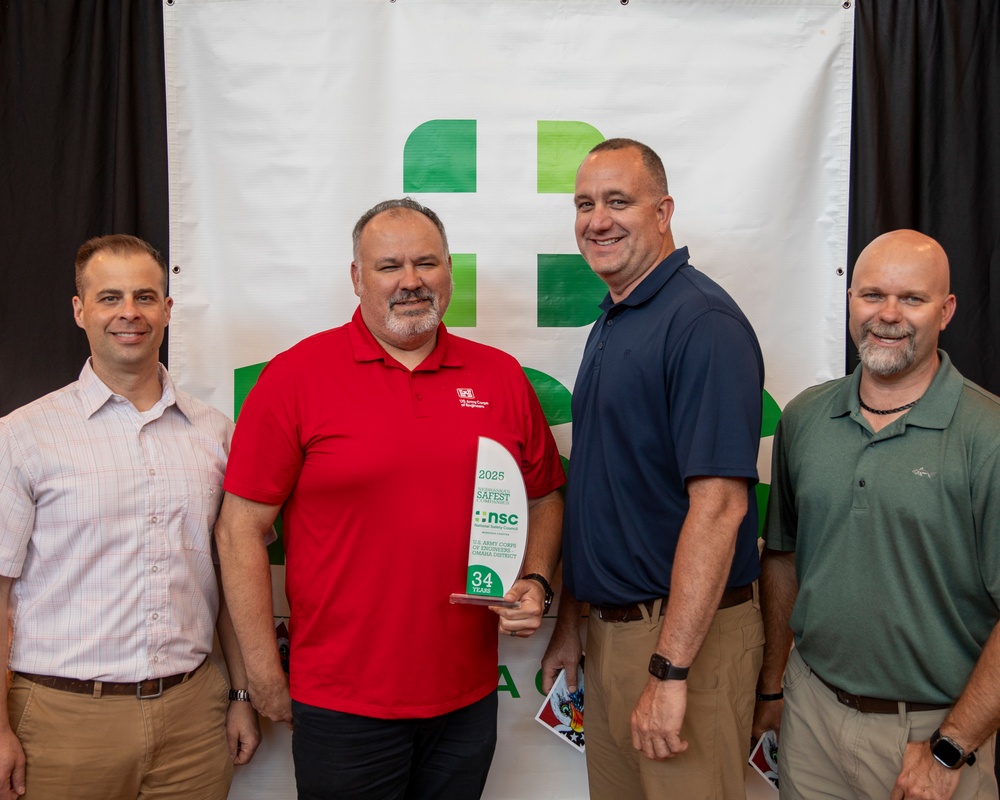 Omaha District honored for 34 years of safety