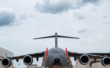 621 CRW Commander Celebrates Fini Flight