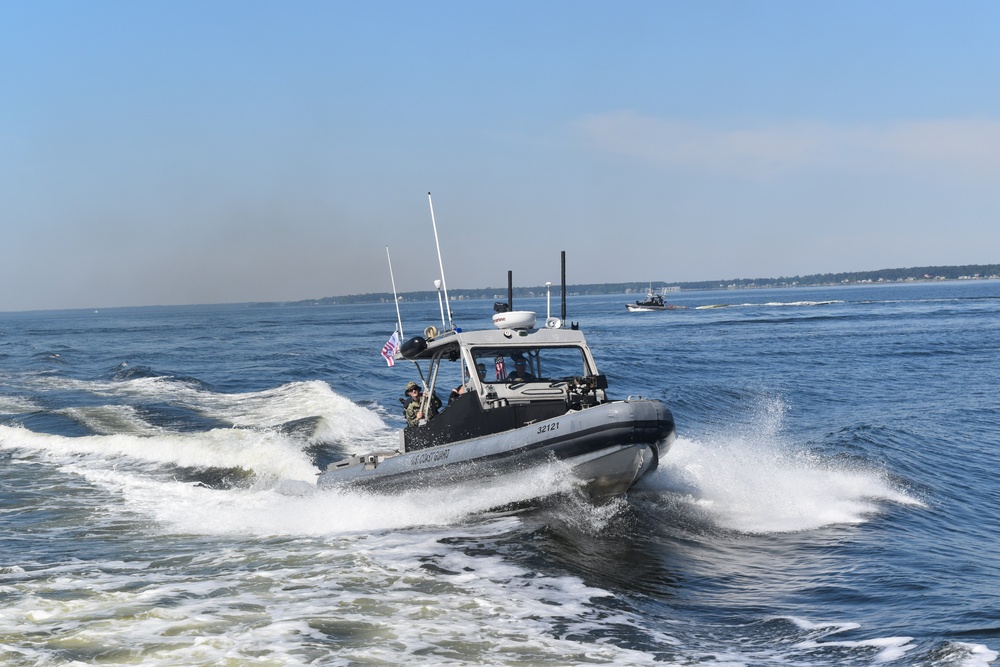 Port Security Unit 301 conducts waterside tactics