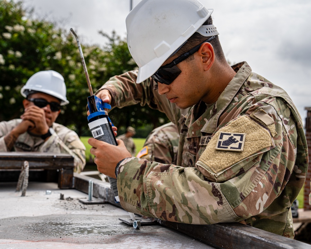 New Rocky the Bulldog Statues placed on Fort Stewart