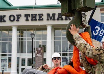 New Rocky the Bulldog Statues placed on Fort Stewart
