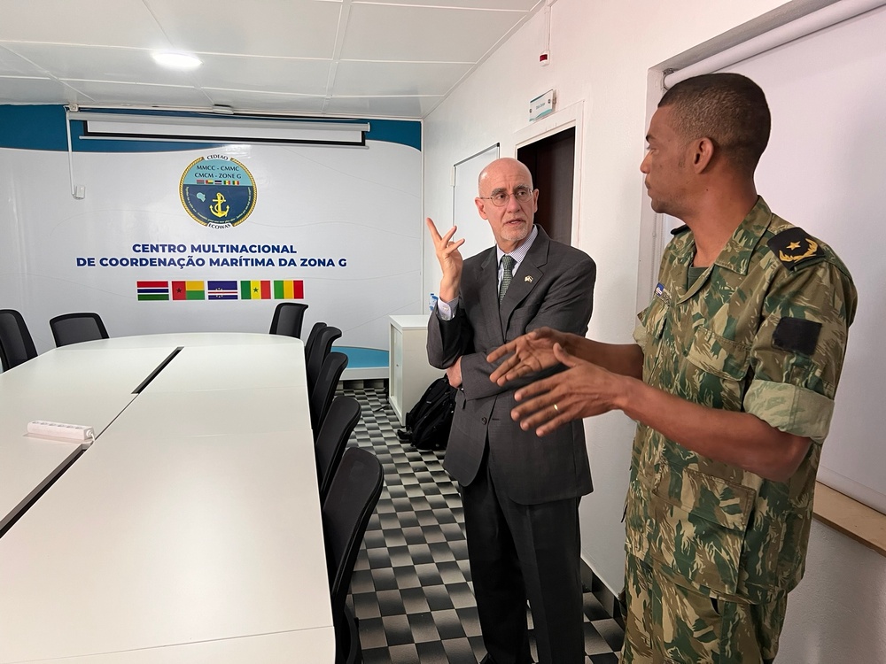 Ambassador Scott visits Cabo Verde for OE25