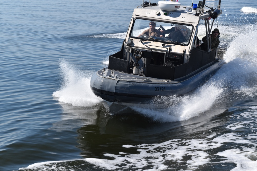 Port Security Unit 301 conducts waterside tactics